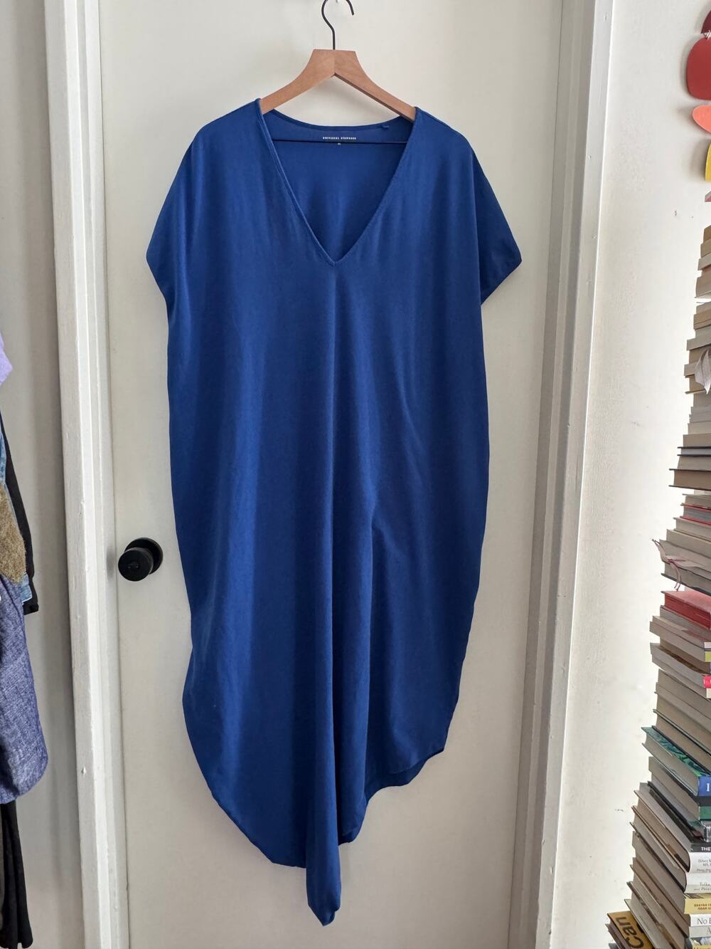 UNIVERSAL STANDARD Iconic Geneva V-Neck Dress - blue